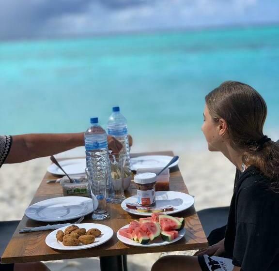 پانسیون Thoddoo Sun Sky Inn, Maldives