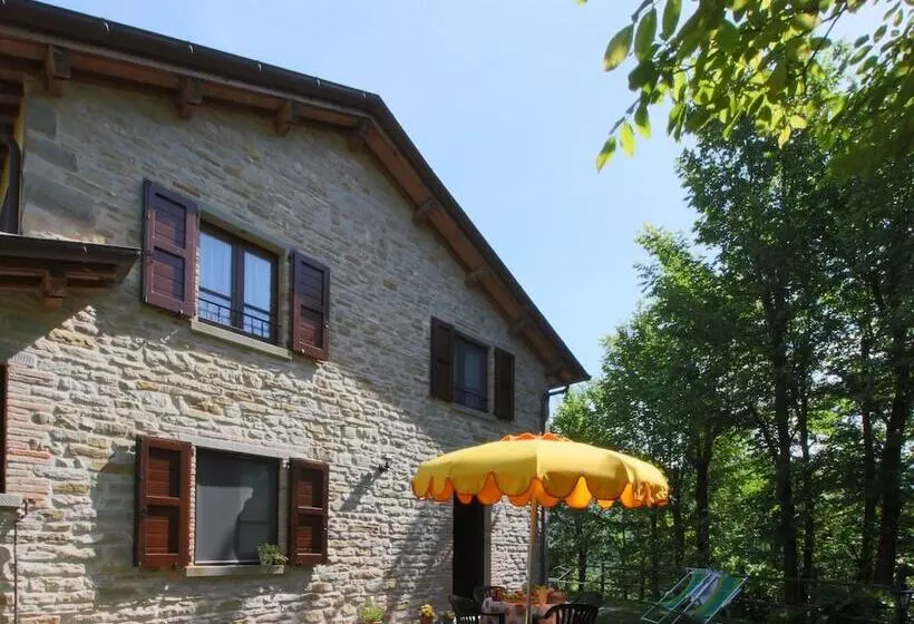 Country House With Pool At 700 Meters, Cycling And Walking Opportunities