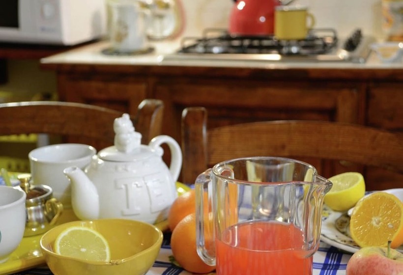 Country House With Pool At 700 Meters, Cycling And Walking Opportunities