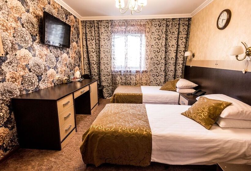 فندق فئة نجمة واحدة Art