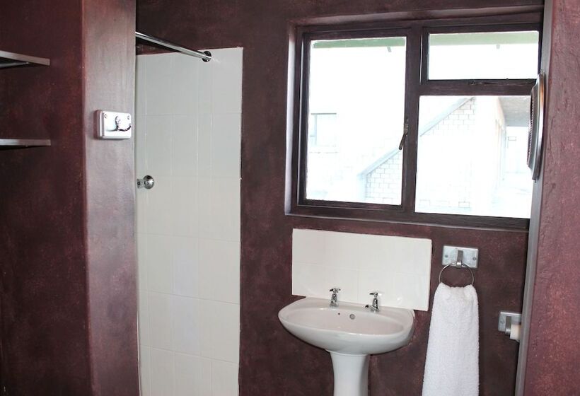 فندق Goblin S Inn