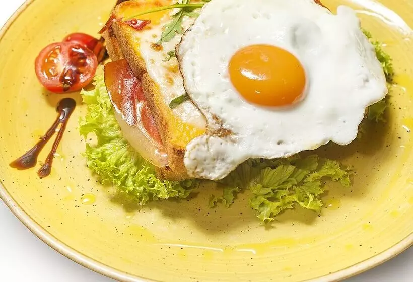 Hotelli Kombinat Rooms City Center