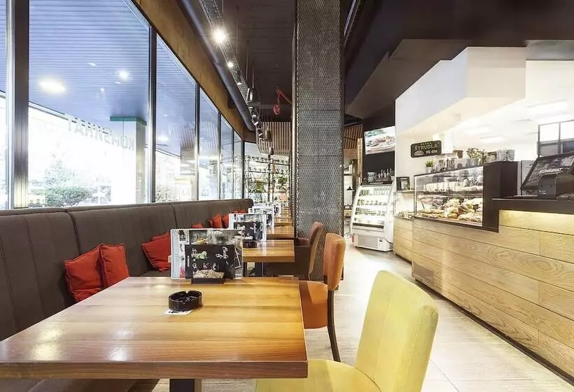 Hotelli Kombinat Rooms City Center