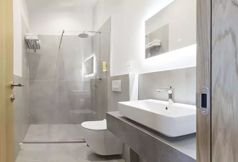 Hotelli Kombinat Rooms City Center