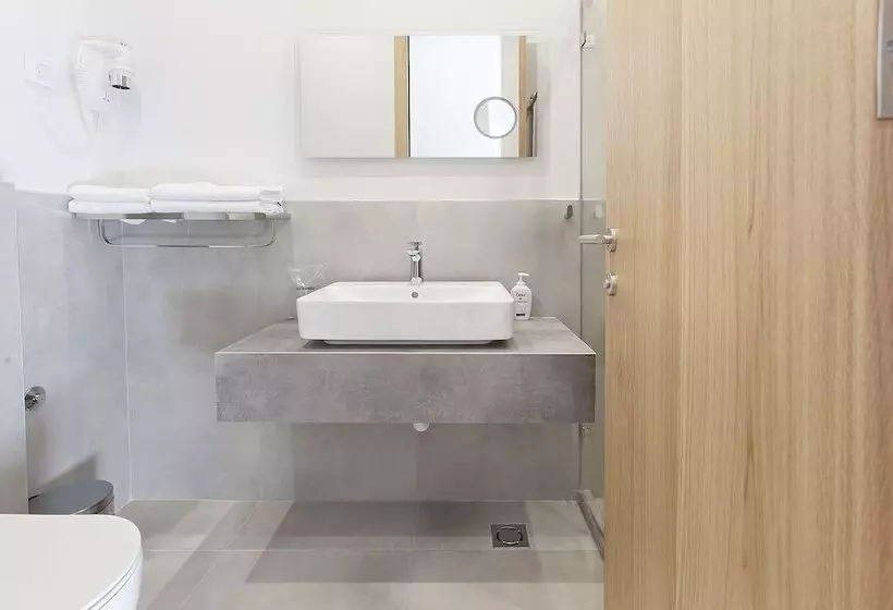 Hotelli Kombinat Rooms City Center