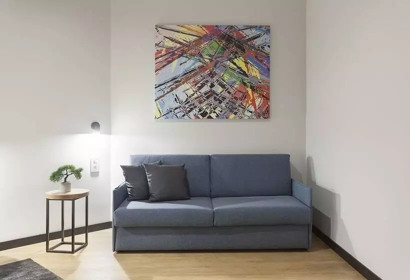 Hotelli Kombinat Rooms City Center