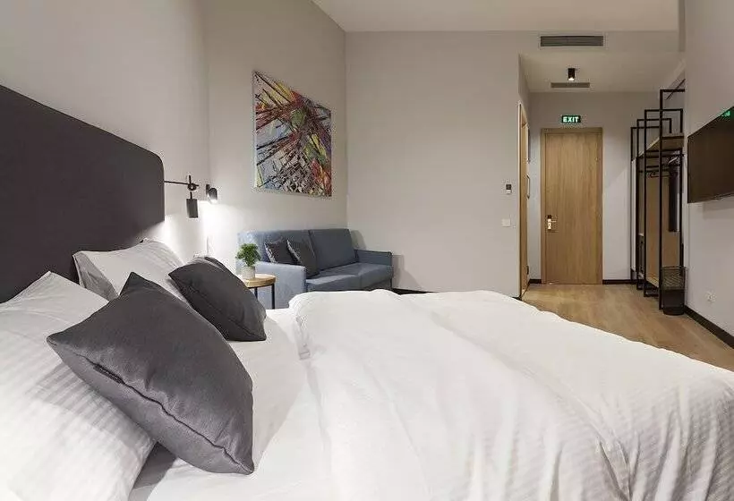 Hotelli Kombinat Rooms City Center