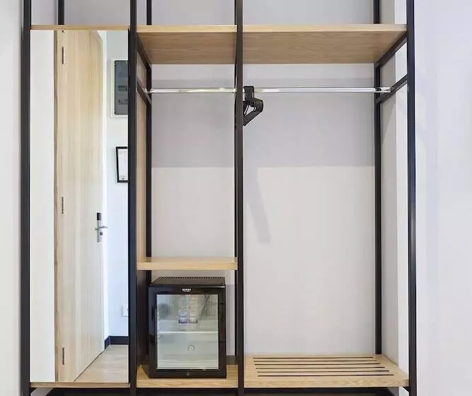 Hotelli Kombinat Rooms City Center