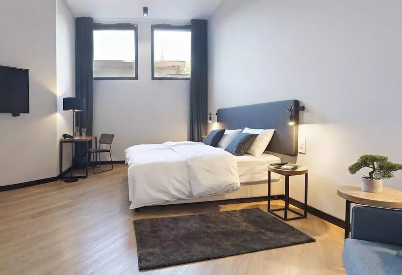 Hotelli Kombinat Rooms City Center