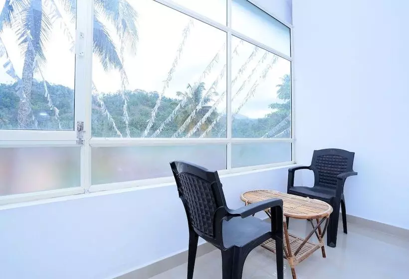 ホテル Munnar Paradise Irumupalam By Oyo Rooms