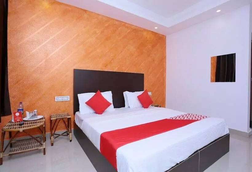 ホテル Munnar Paradise Irumupalam By Oyo Rooms