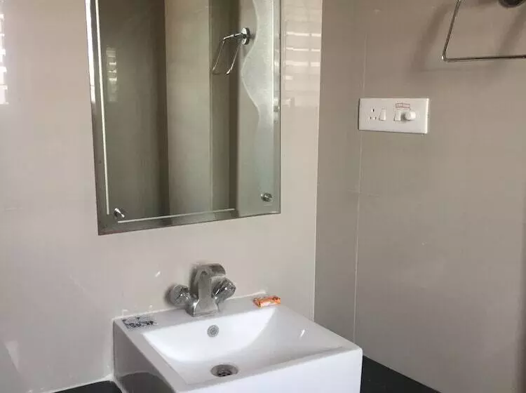 Sai Maa Hotel & Residency