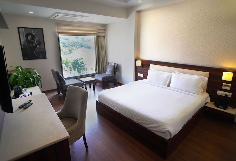 Sai Maa Hotel & Residency