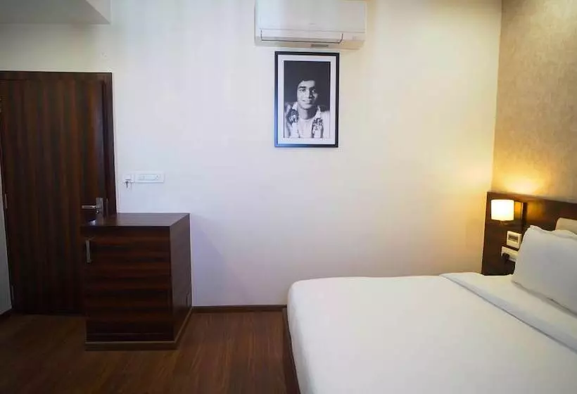 Sai Maa Hotel & Residency
