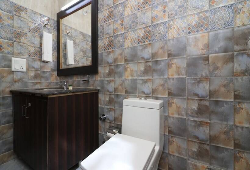 ホテル Shyam Regency By Oyo Rooms