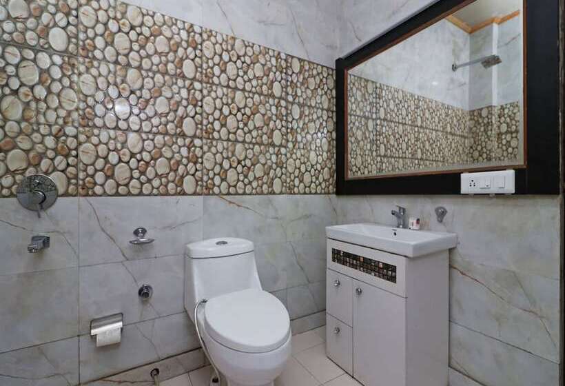 ホテル Shyam Regency By Oyo Rooms