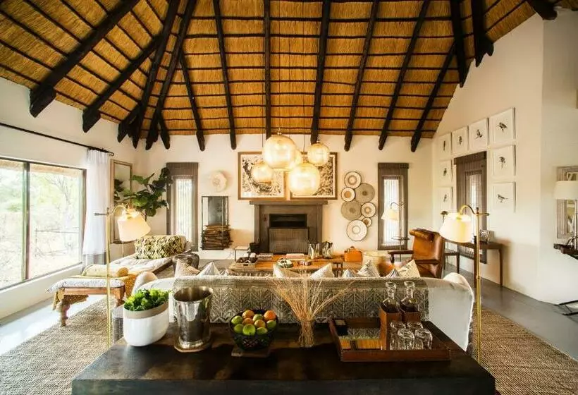 استراحتگاه Villa Mushara