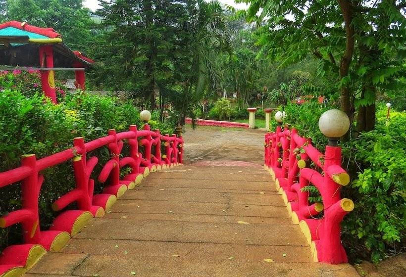 Golden Resort And Farm