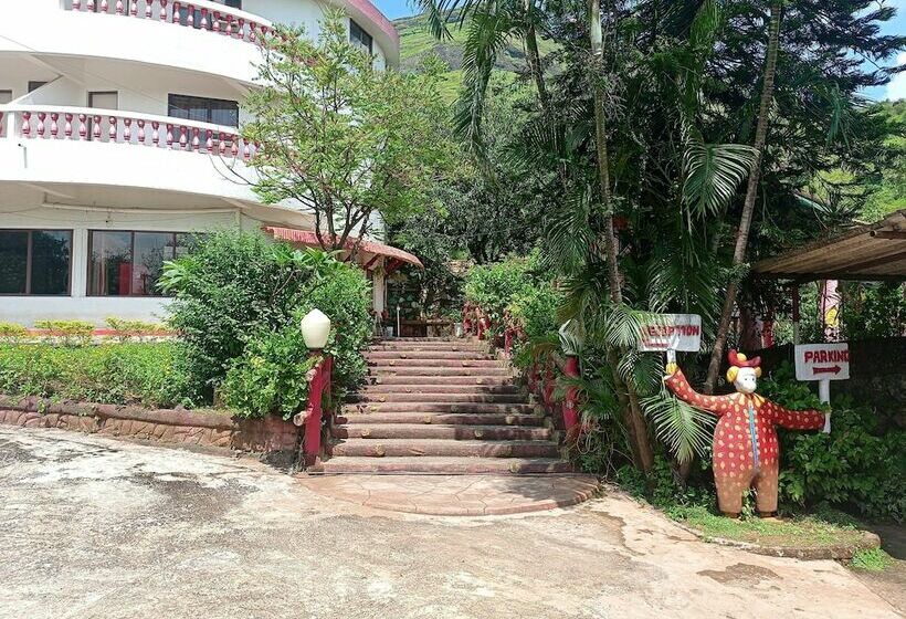 Golden Resort And Farm