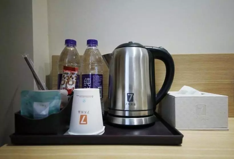 ホテル 7days Premium Yingde Chayuan Road City Plaza Branch