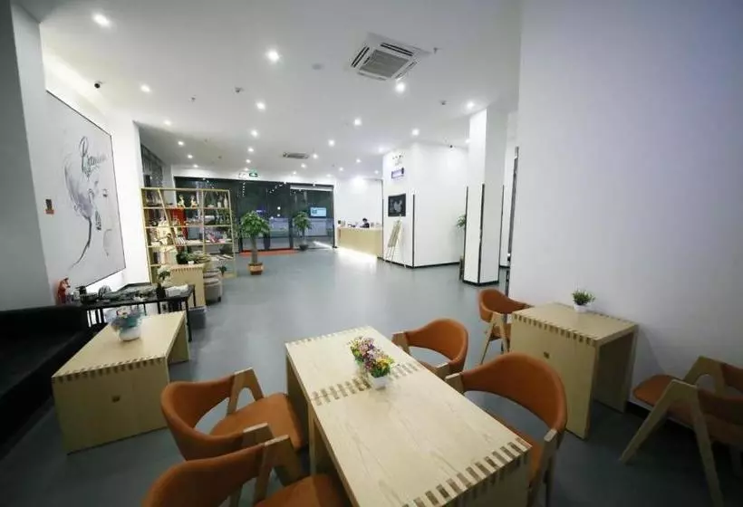 ホテル 7days Premium Yingde Chayuan Road City Plaza Branch