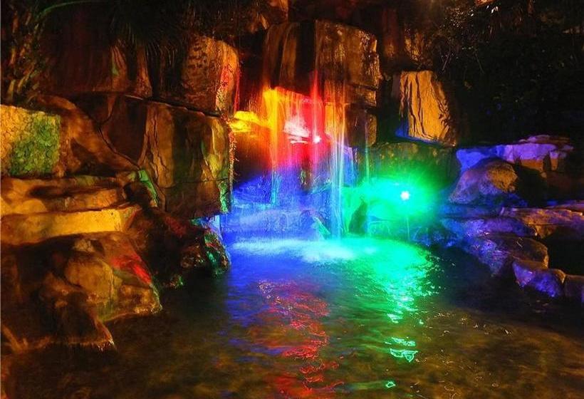 Hotel 7days Premium Yingde Chayuan Road City Plaza Branch