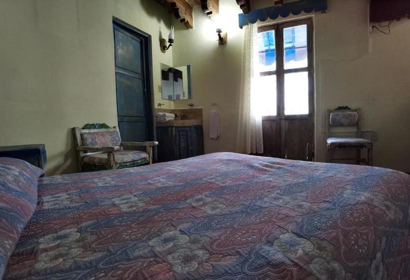 هتل Capital Omesón De La Fragua