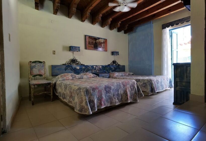 هتل Capital Omesón De La Fragua