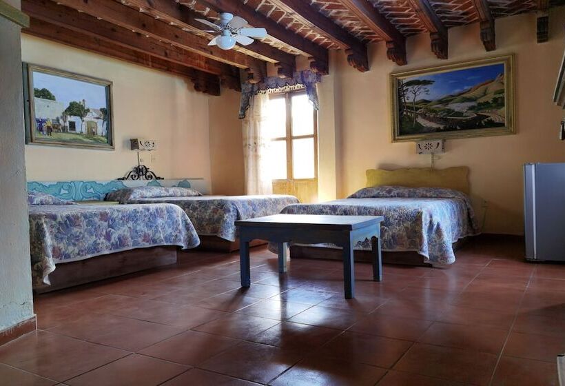 هتل Capital Omesón De La Fragua