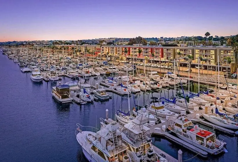 ホテル Courtyard By Marriott Marina Del Rey