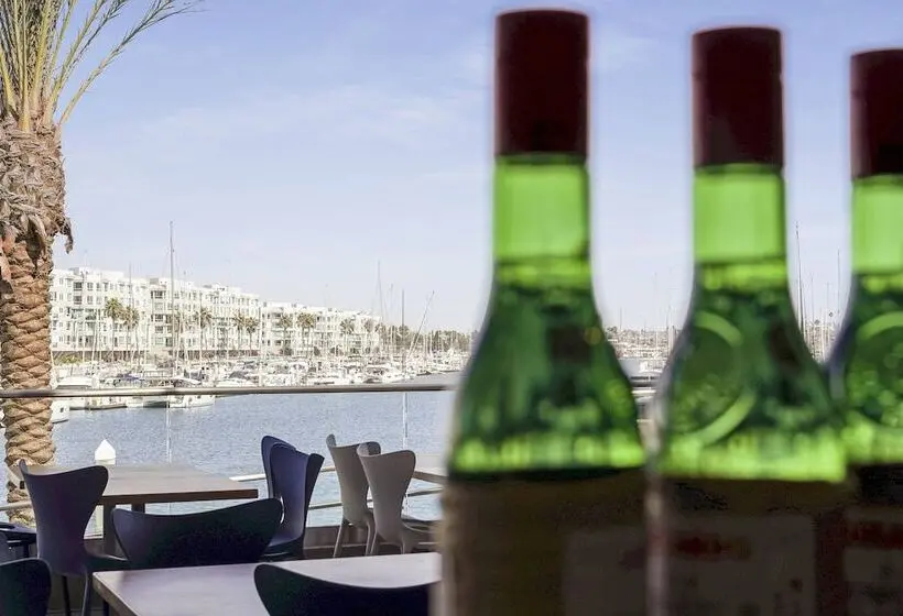 ホテル Courtyard By Marriott Marina Del Rey