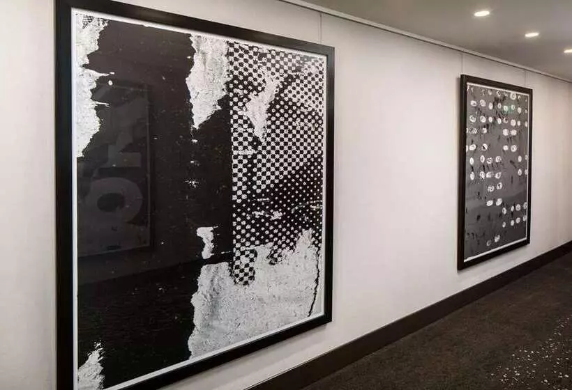 هتل Hilton Miami Aventura