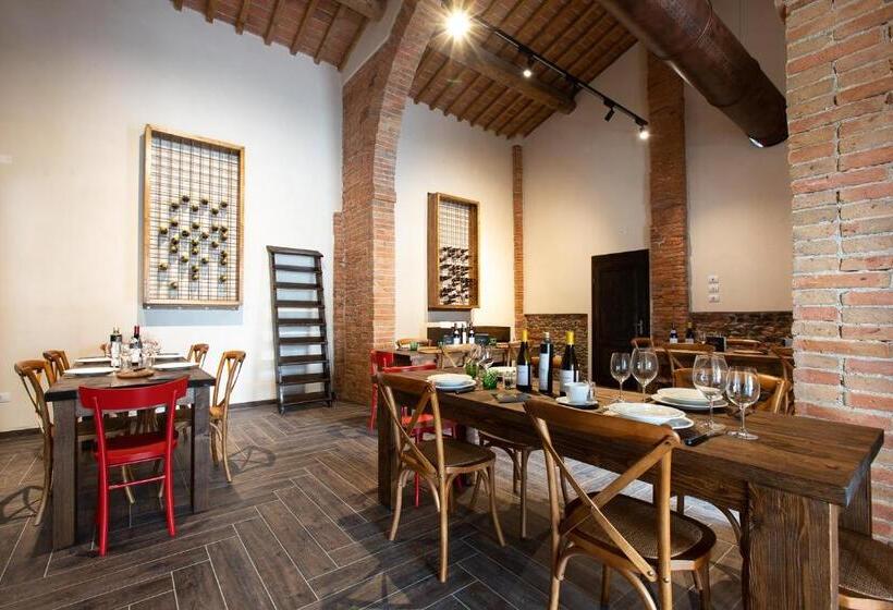 هتل Monna Caterina Wine Resort