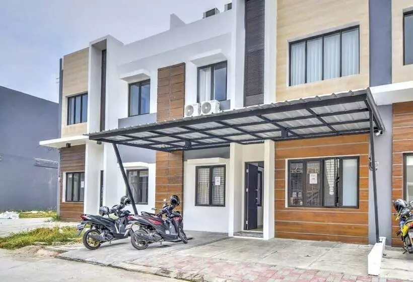 Hotelli Oyo 3346 Rukos Colombus G5