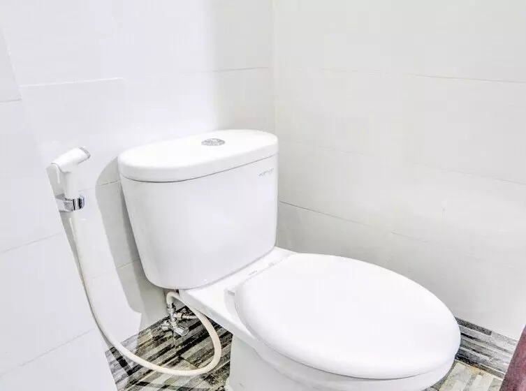 Hotelli Oyo 3346 Rukos Colombus G5