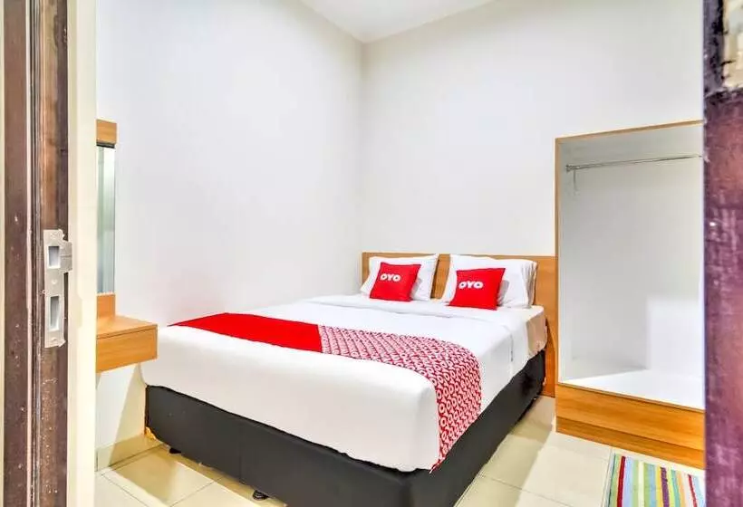 Hotelli Oyo 3346 Rukos Colombus G5