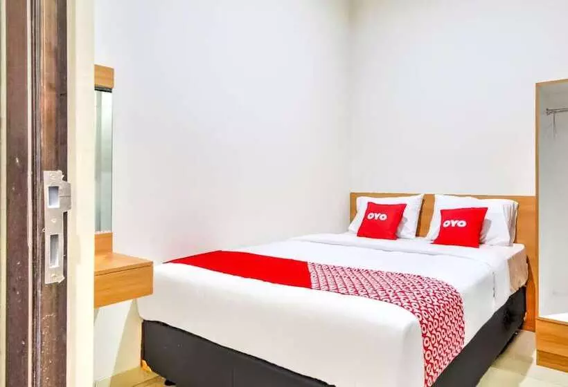 Hotelli Oyo 3346 Rukos Colombus G5