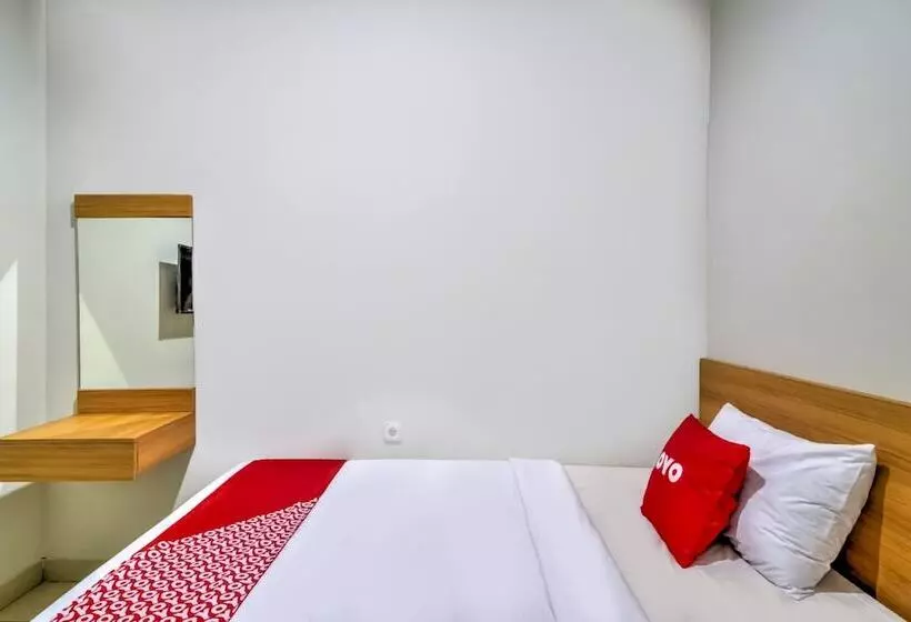 Hotelli Oyo 3346 Rukos Colombus G5