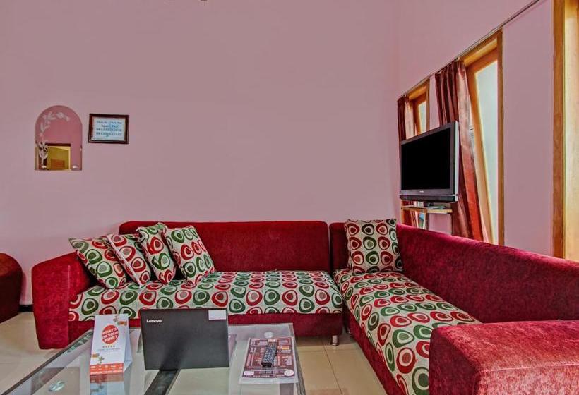 Hotell Oyo 3866 Villa Gothick