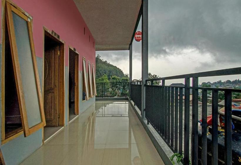 Hotell Oyo 3866 Villa Gothick