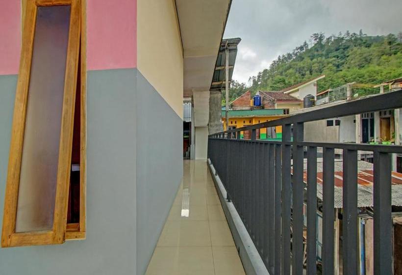 Hotell Oyo 3866 Villa Gothick