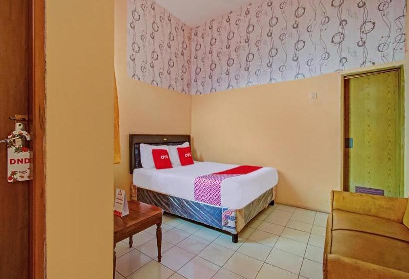 Hotell Oyo 3866 Villa Gothick