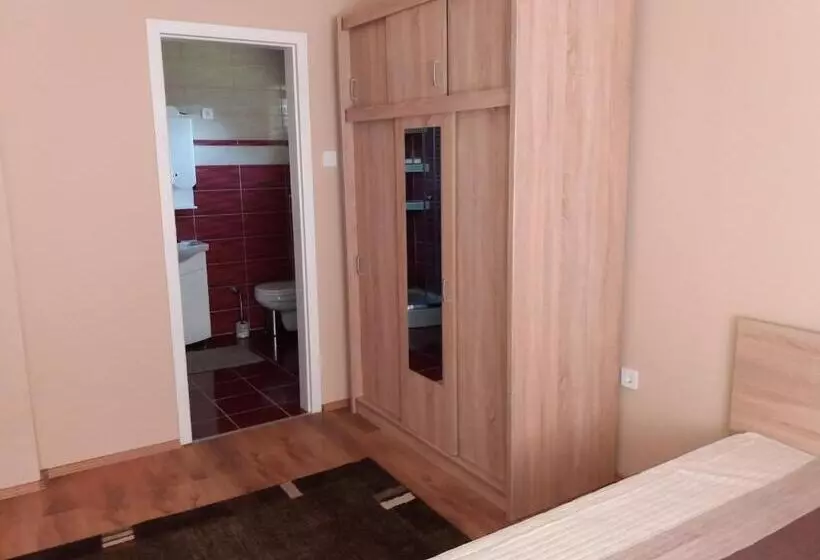 Majatalo Ezüstfenyő Vendégház