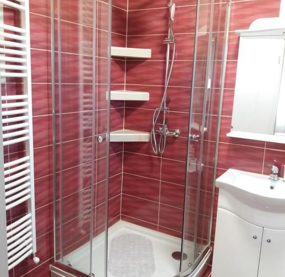 펜션 Ezüstfenyő Vendégház