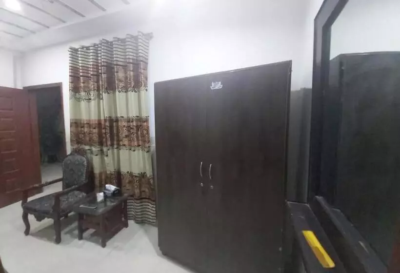 پانسیون Visit Inn