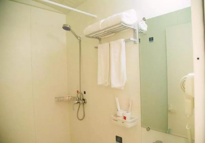 Thank Inn Chain Hotel Sanmenxia Wanda Plaza New Gantang Road