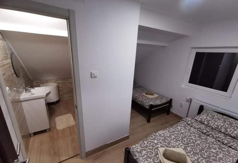 هاستل Apartmani Maja 2