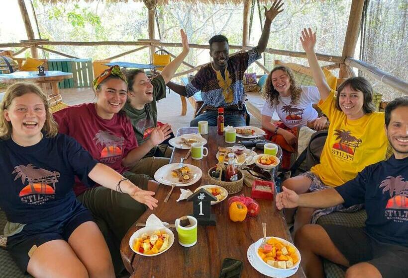 هاستل Stilts Diani Beach