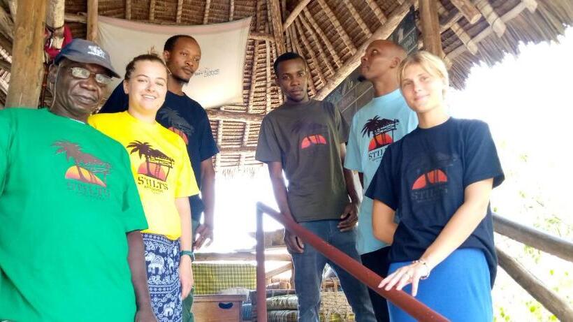 هاستل Stilts Diani Beach