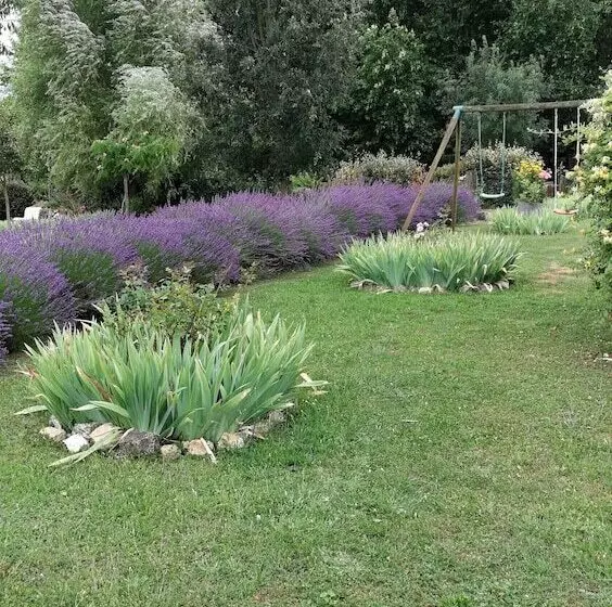 ベッドアンドブレックファースト Chambre D'hotes Le Lavoir